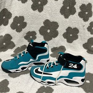 Nike air griffey max 1s